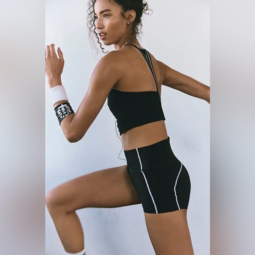 NWT Free People You're A Peach Shorty Shorts